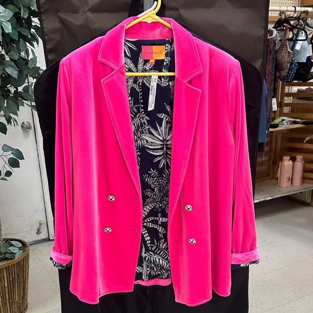 Vilagallo Women's Vibrant Pink Blazer